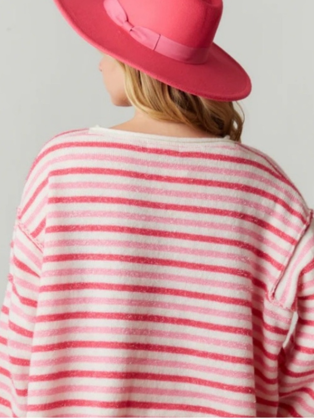 Peach love California!!Women's Pink Stripe Cozy Knit Sweater!! Adorable! L